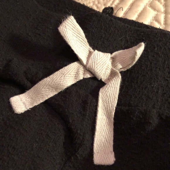 ☮️❤️🌍 Fuzzy black high-waisted sweatpants with sequins gold ⭐️ Star. - Picture 5 of 8